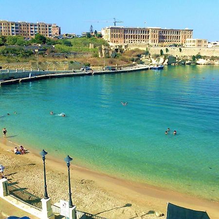 Town House With Private Pool In Village Centre Kalkara Exterior photo